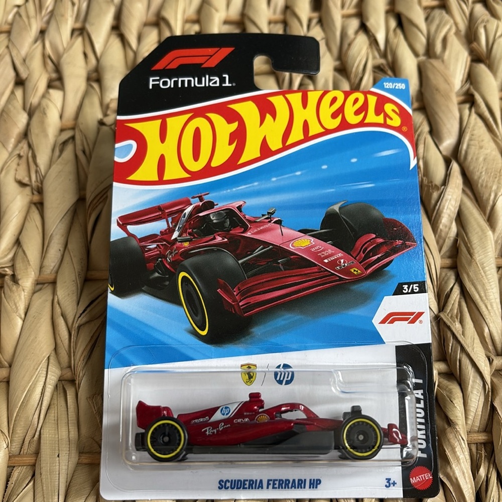 Hot Wheels Scuderia Ferrari HP Red Formula 1 Race One Car F1 Hotwheels Formula1